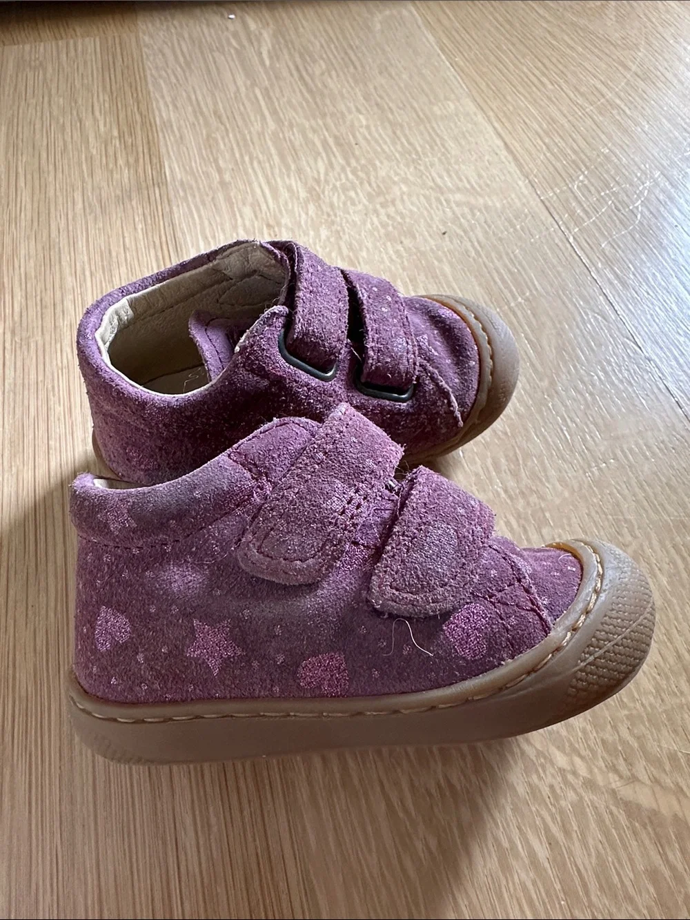 Naturino Pink Suede Velcro High-Top Sneakers with Hearts & Stars